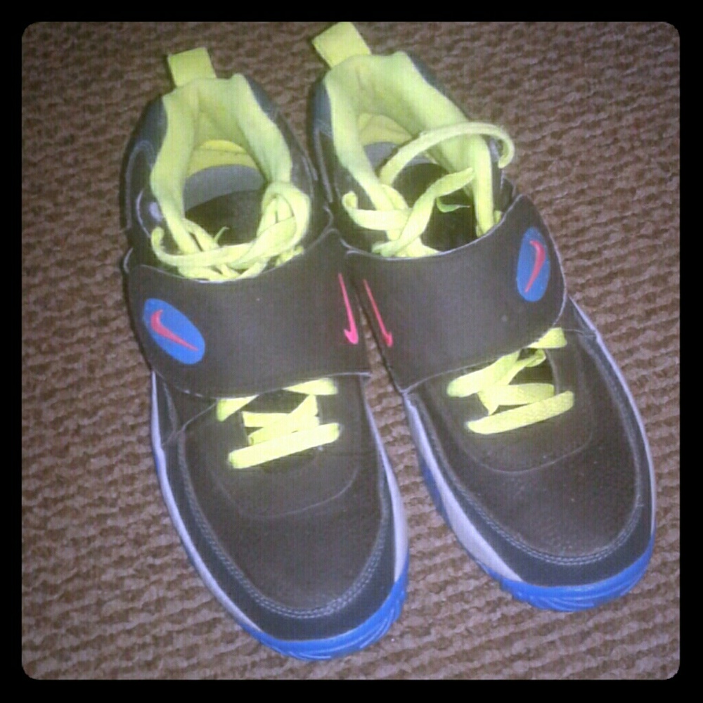 Nike shoes